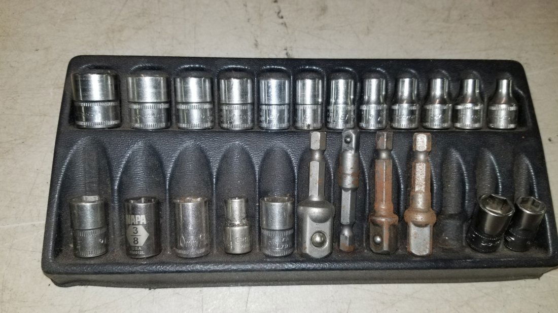 Snap On and Craftsman Sockets, Extensions with Tray (1 of 4)