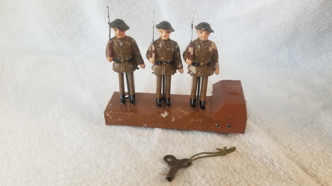 Vintage Tin Litho Military Wind Up Toy: Vintage Tin Litho Military Wind Up Toy