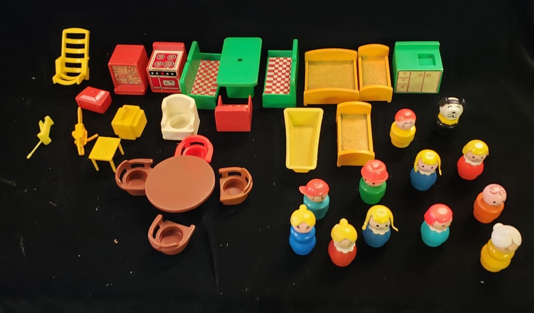 Fisher Price Little People and Accessories: Fisher Price Little People and Accessories