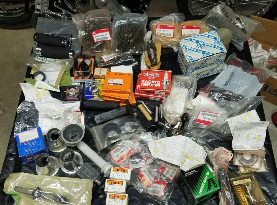 Honda 750 Chrome Handle Bar Grips, New Chains, Parts (1 of 14)