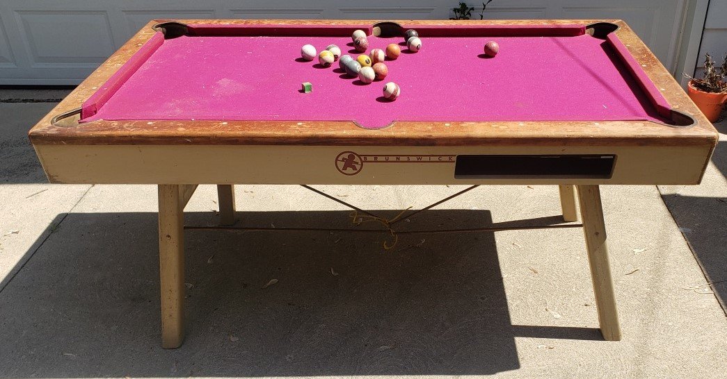 Retro Brunswick Pool Table with Balls: Retro Brunswick Pool Table with Balls 5' x 32"