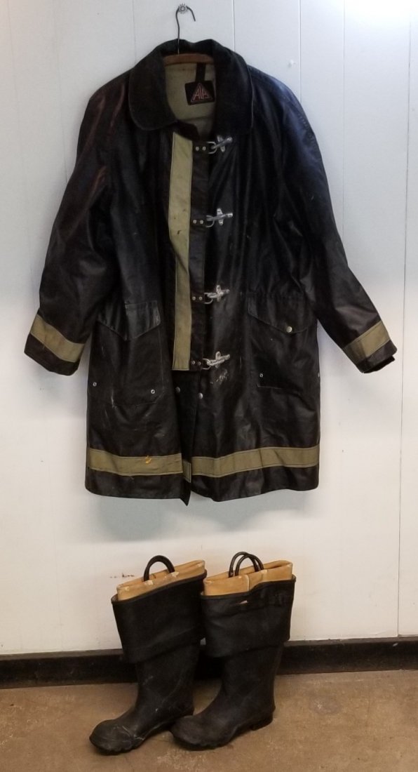Firefighter Jacket (ALB), Rubber Boots: Firefighter Jacket (ALB), Rubber Boots