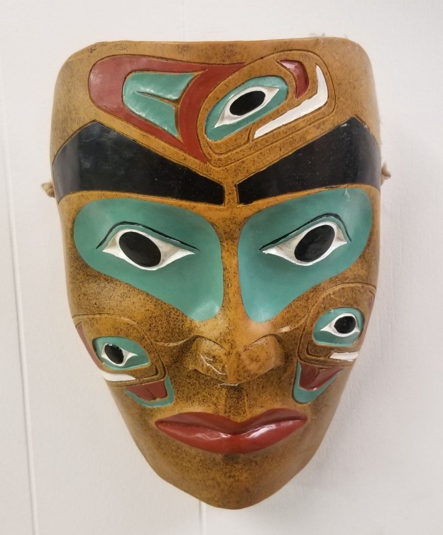 Canadian Native Indian Hand Painted Pottery Mask: Canadian Native Indian Hand Painted Pottery Mask 9.5"L x 6.5"W