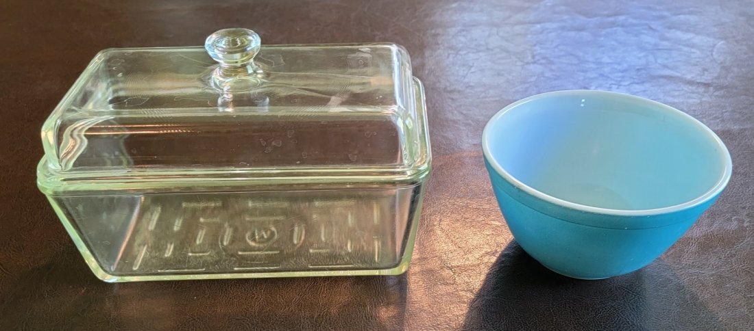 Westinghouse Covered Loaf Pan, Blue Pyrex Mixing Bowl: Westinghouse Covered Loaf Pan, Blue Pyrex Mixing Bowl 5.5"