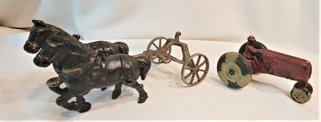 Vintage Arcade Tractor & Cast Metal Horses: Vintage Arcade Tractor 6" and Cast Metal Horses with Wagon Attachment