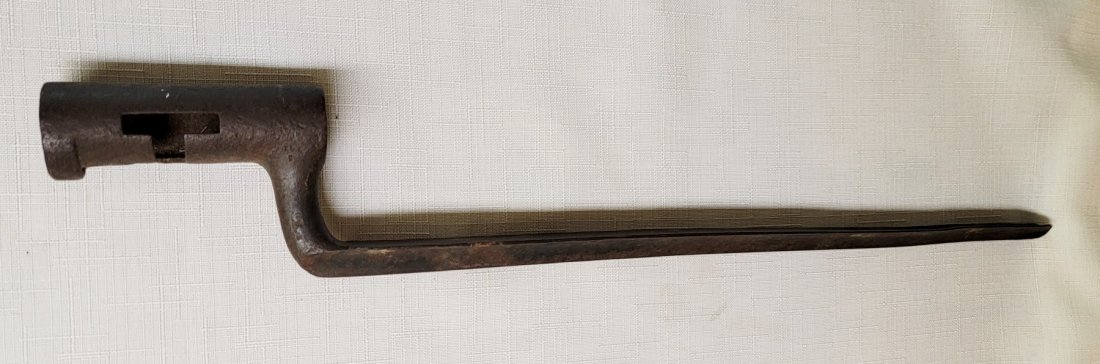 Military Socket Bayonet: Military Socket Bayonet