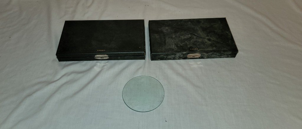 Kinsman Large Magnifying Glasses with Cases: 2 Kinsman Magnifying Glasses with Cases (1 needs repaired), Extra Glass