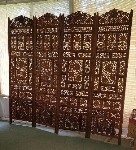 Antique 4 Panel Moroccan Carved Wood Screen: Antique 4 Panel Moroccan Carved Wood Screen (1 hinge needs a pin, small square on bottom needs repaired)
