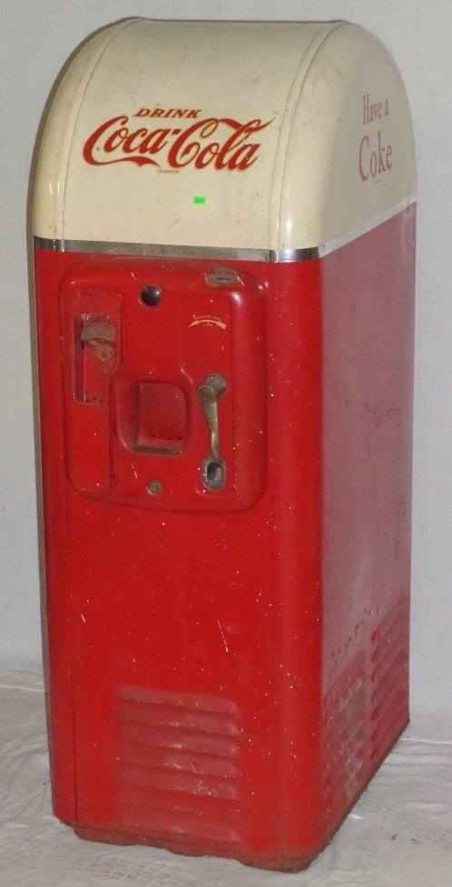 F.L.Jacobs Co Model JSC-26 10 Cent Coke Machine: F. L. Jacobs Co Model JSC-26 10 Cent Coke Machine