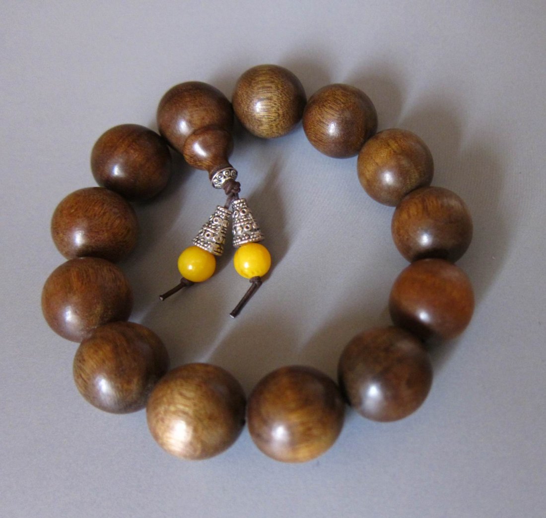 Chinese Antique Chen Xiang Wood Beads Bracelet