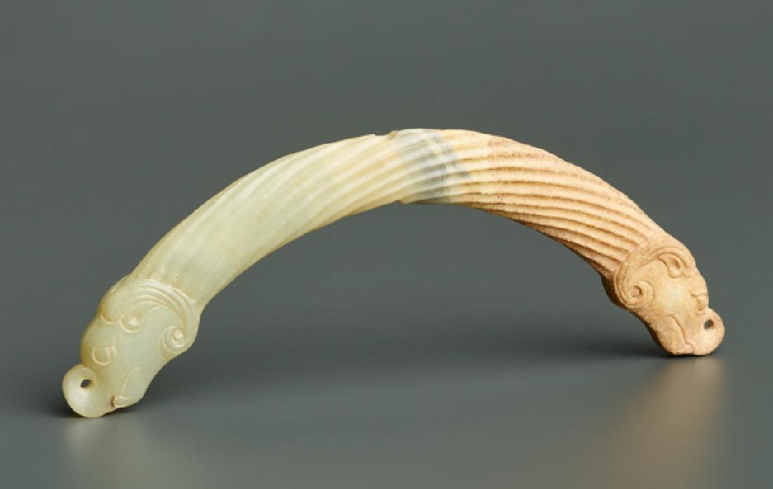 TWISTED PENDANT WITH TWO DRAGON’S HEADS (1 of 8)