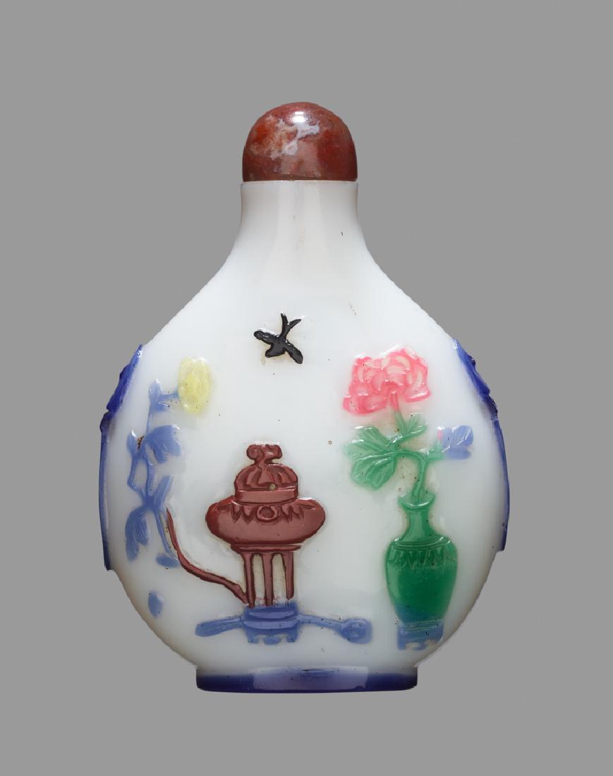 A FIVE-COLOR OVERLAY WHITE GLASS 'STILL LIFE' SNUFF (1 of 6)