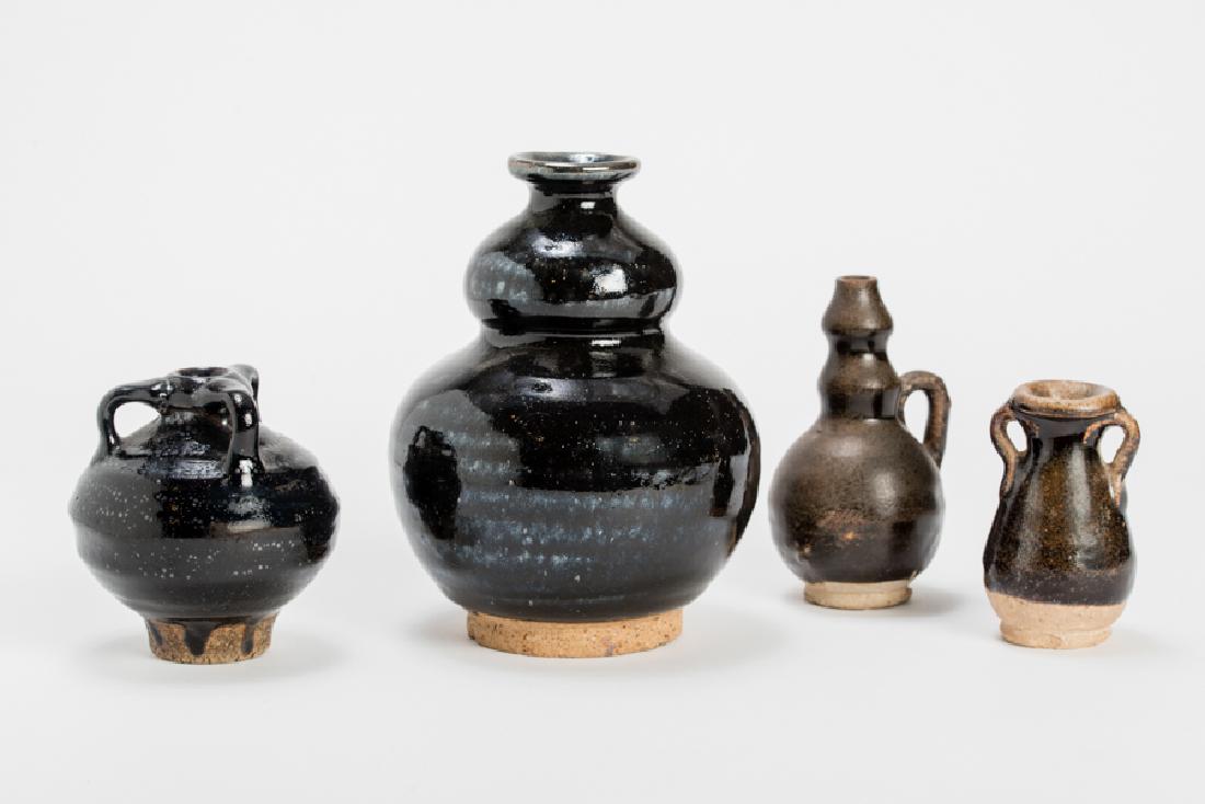 VASE AND THREE SMALL VESSELS (1 of 3)