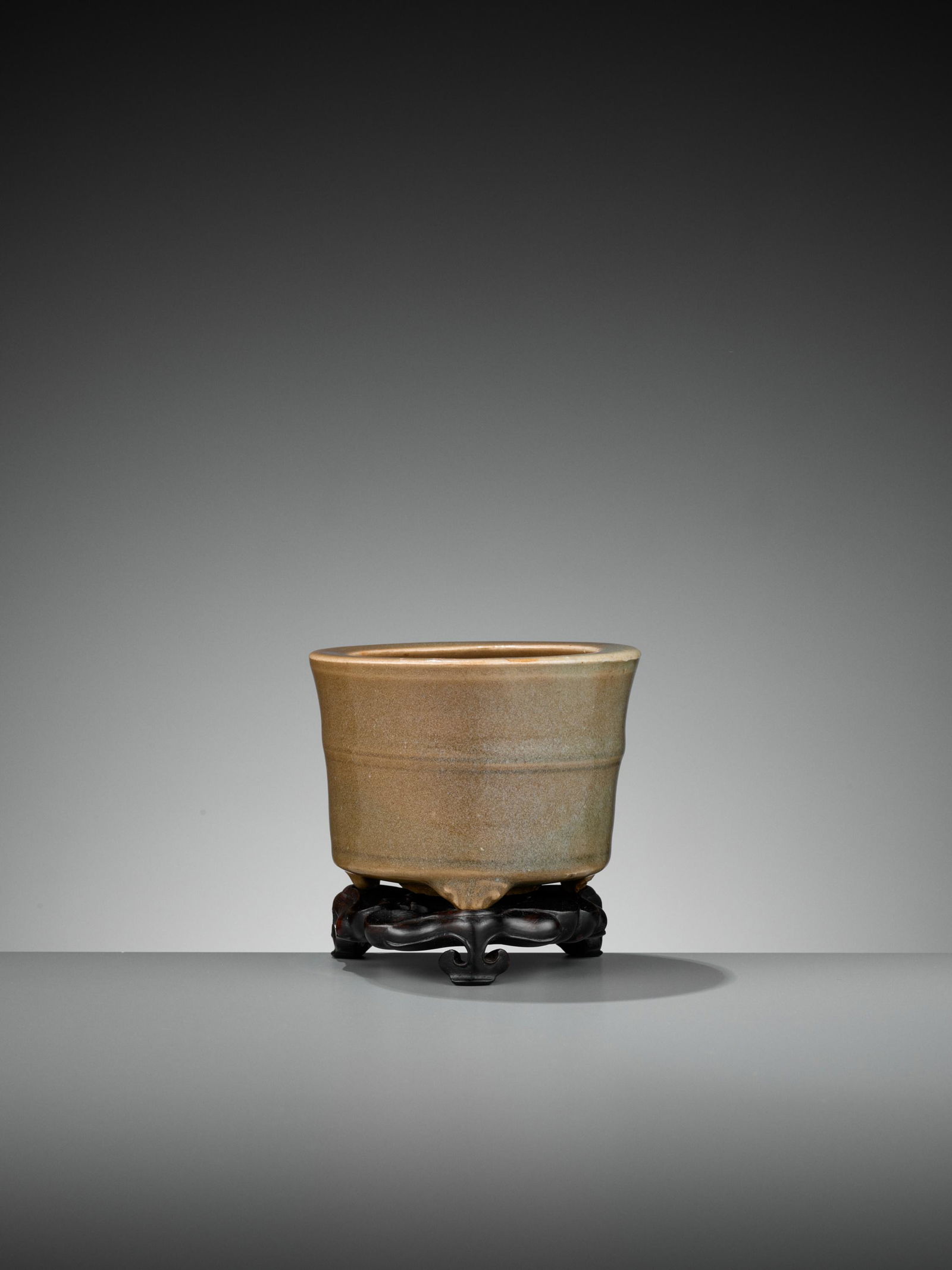 A LONGQUAN TRIPOD CENSER, YUAN-EARLY MING DYNASTY (1 of 12)