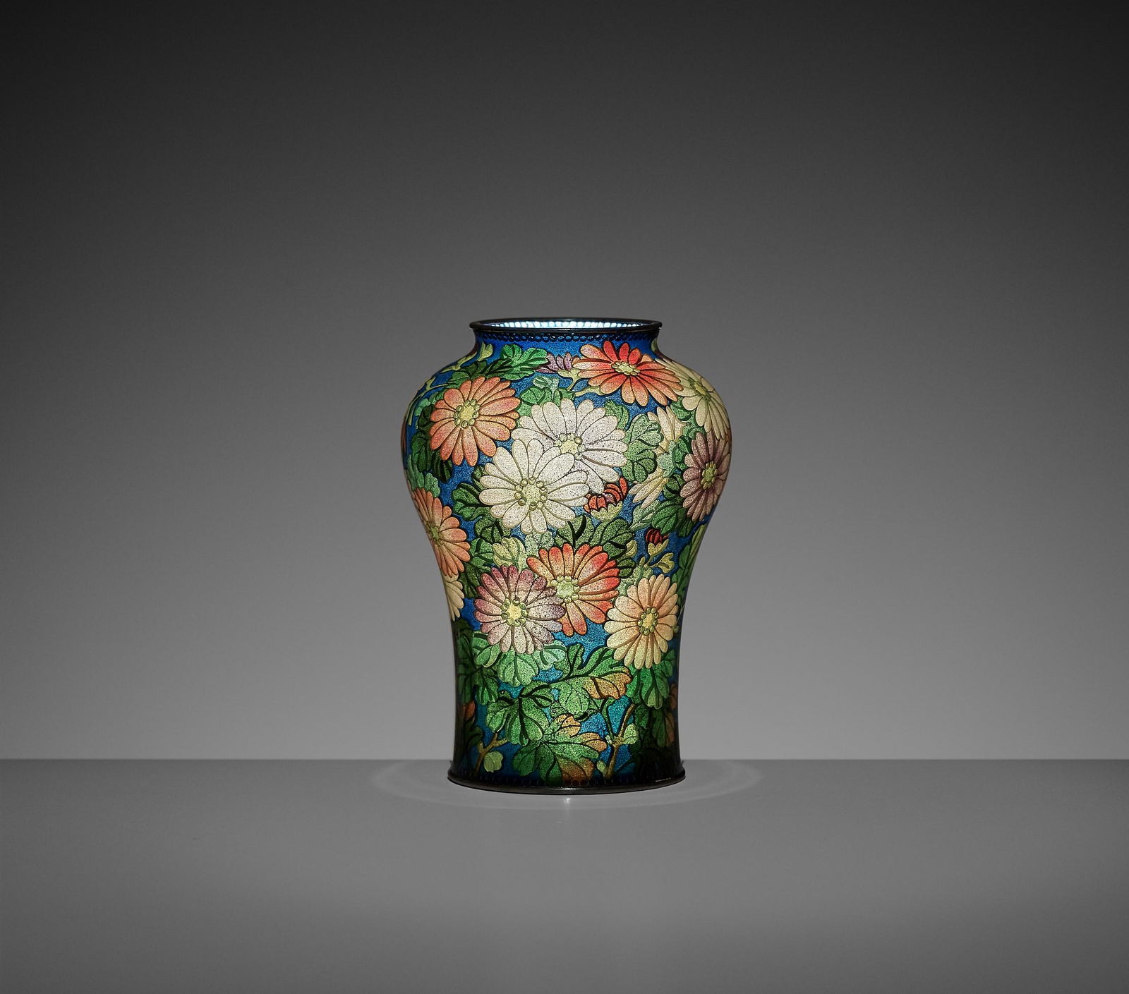 HATTORI TADASABURO (ATTR): A 'CHRYSANTHEMUM' VASE (1 of 12)