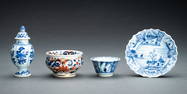 A GROUP OF FOUR MINIATURE PORCELAIN ITEMS