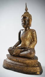 A LARGE GILT-LACQUERED BRONZE FIGURE OF SEATED BUDDHA, RATTANAKOSIN KINGDOM