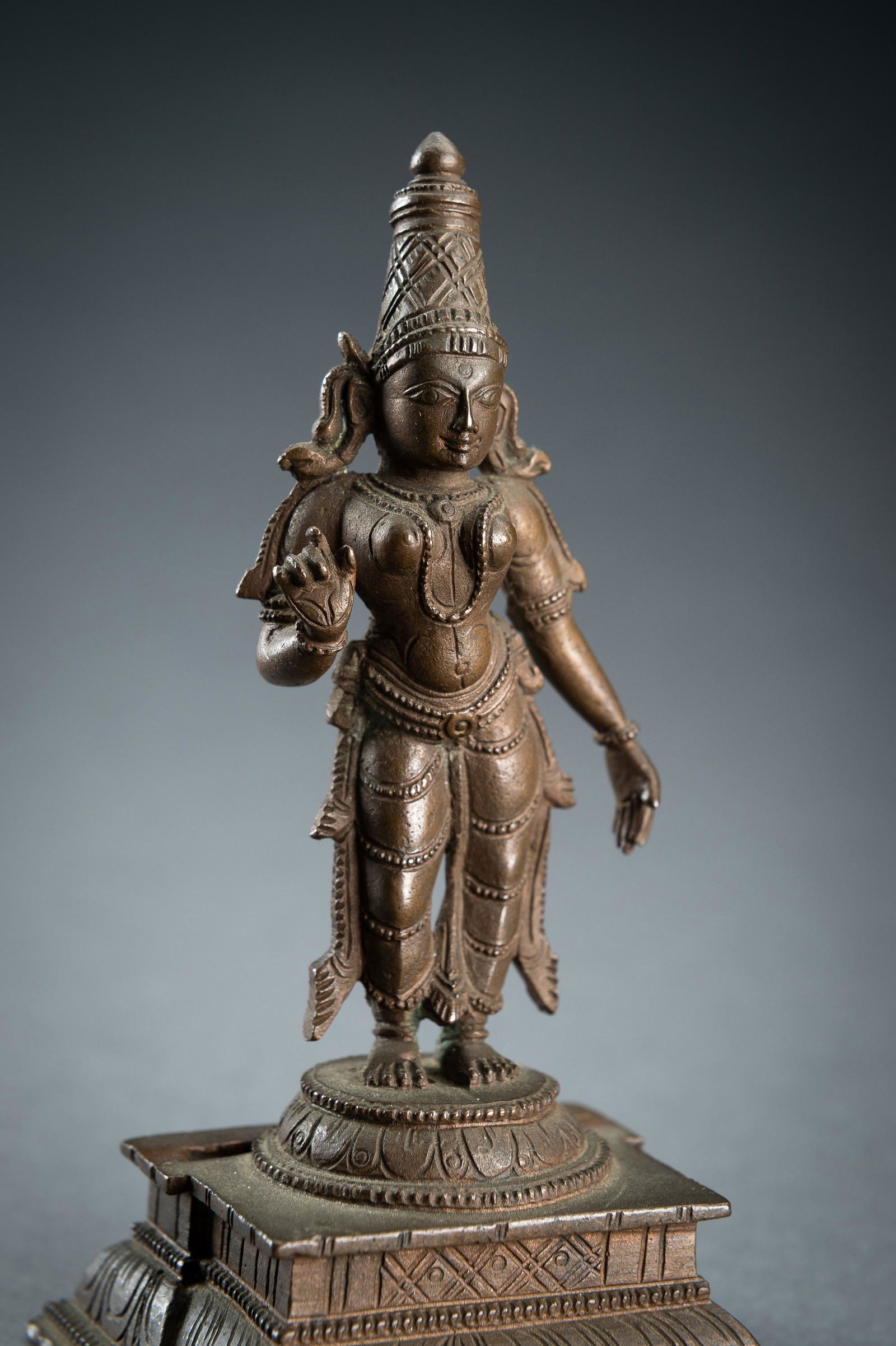 AN INDIAN BRONZE FIGURE OF BHUDEVI, 19th CENTURY (1 of 12)