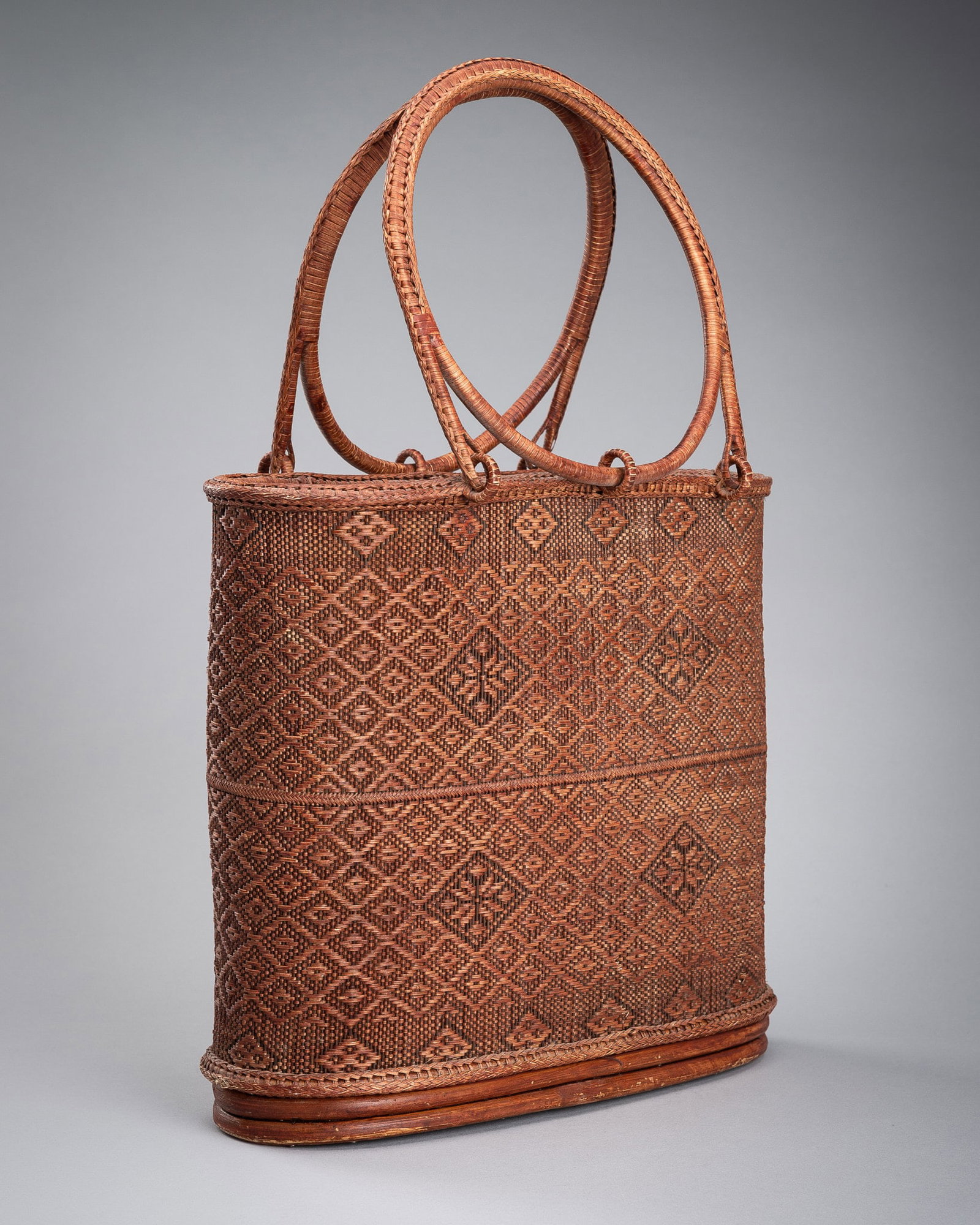 A WOVEN TRIBAL BASKET (1 of 13)