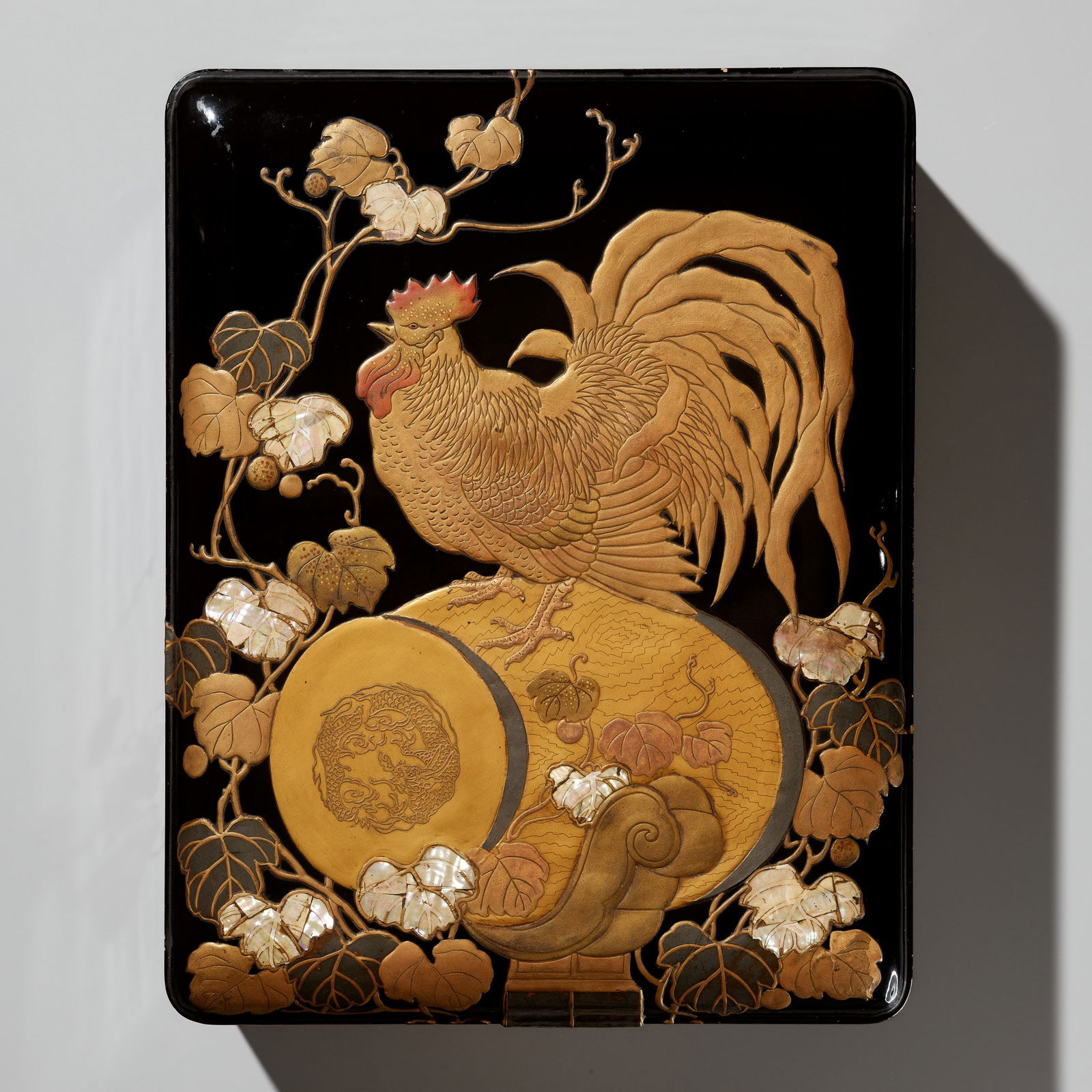 A FINE RINPA STYLE LACQUER BUNKO WITH A COCKEREL ON A WAR DRUM, AFTER OGATA KORIN: A FINE RINPA STYLE LACQUER BUNKO WITH A COCKEREL ON A WAR DRUM, AFTER OGATA KORIN After Ogata Korin, signed Korin and sealed HoshukuJapan, late 19th century, Meiji period (1868-1912)Of rectangular f