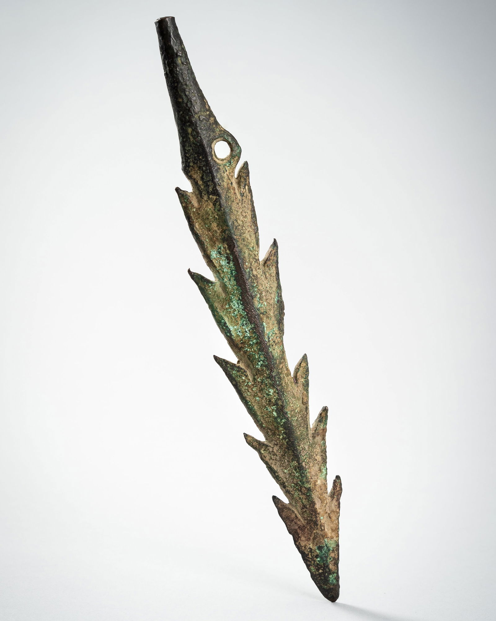 A LURISTAN BRONZE ARROWHEAD, LATE 2ND TO EARLY 1ST MILLENNIUM BC (1 of 8)