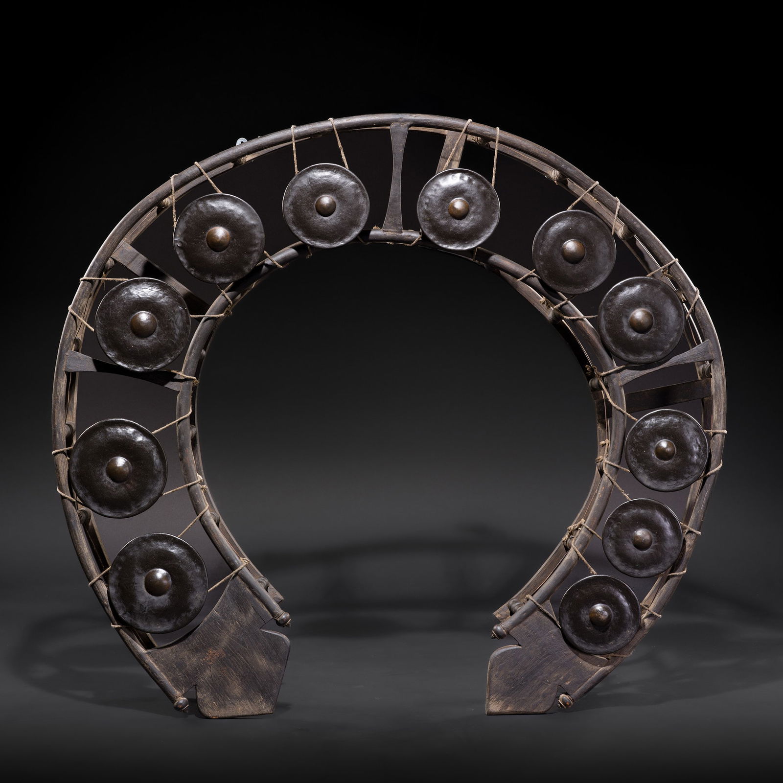 A LARGE WOOD AND METAL GONG CIRCLE, KHONG WONG (1 of 12)