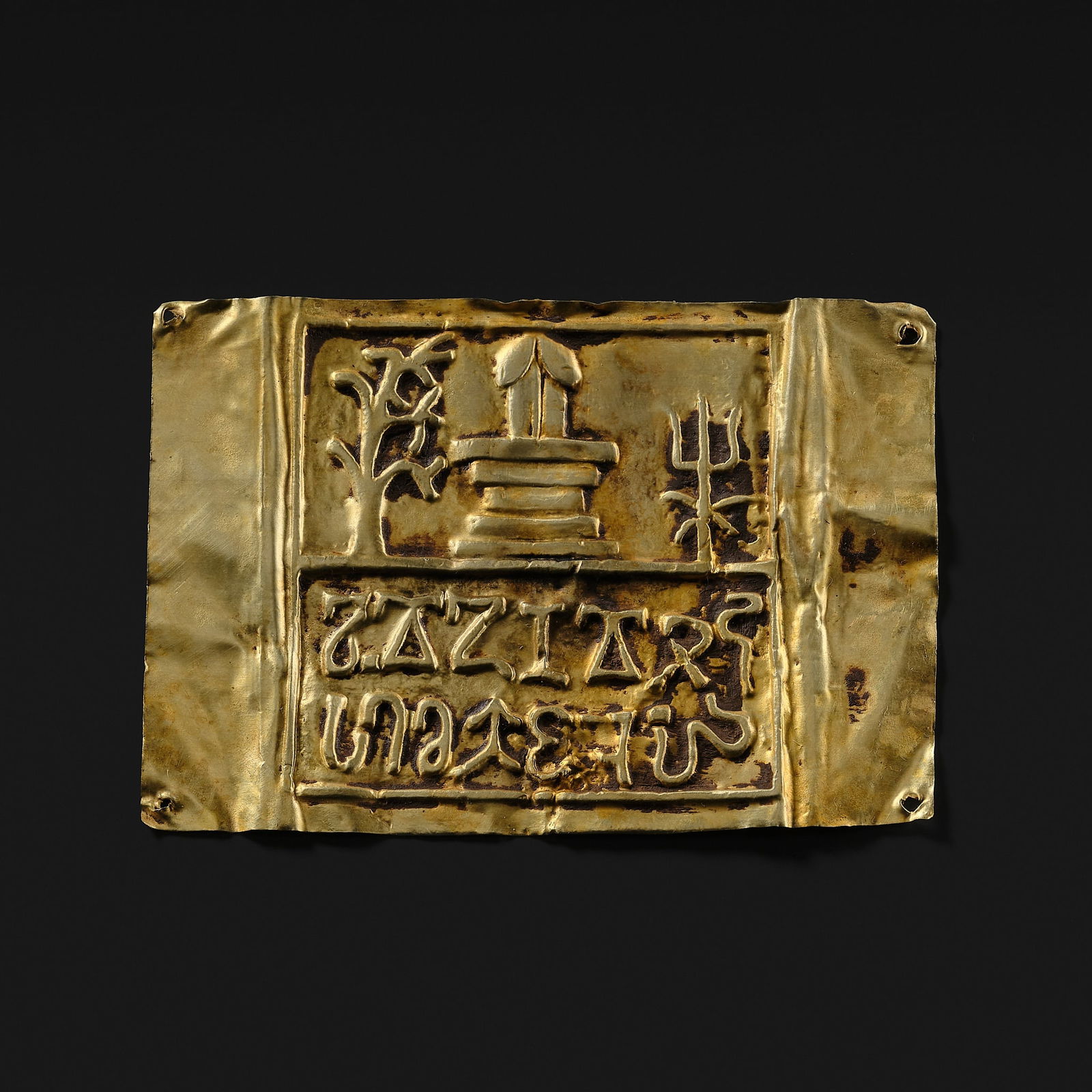 A RARE GOLD REPOUSSÉ BUDDHIST VOTIVE PLAQUE, ANCIENT REGION OF GANDHARA, 1ST-4TH CENTURY (1 of 9)