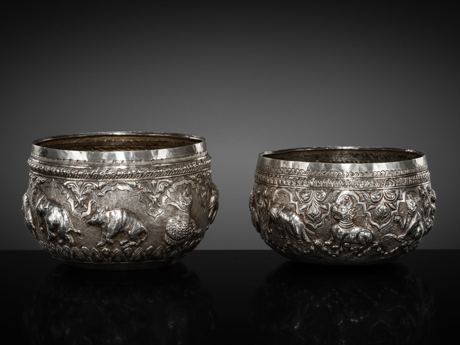 A FINE PAIR OF EMBOSSED SILVER BOWLS, BURMA, 19TH CENTURY (1 of 12)