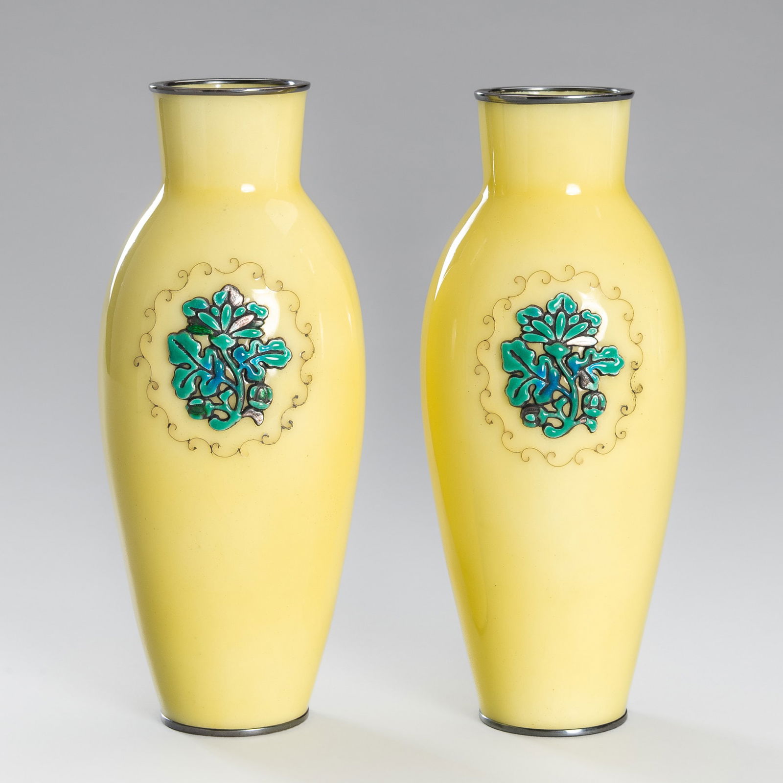 ANDO JUBEI: A PAIR OF YELLOW CLOISONNÉ VASES (1 of 18)
