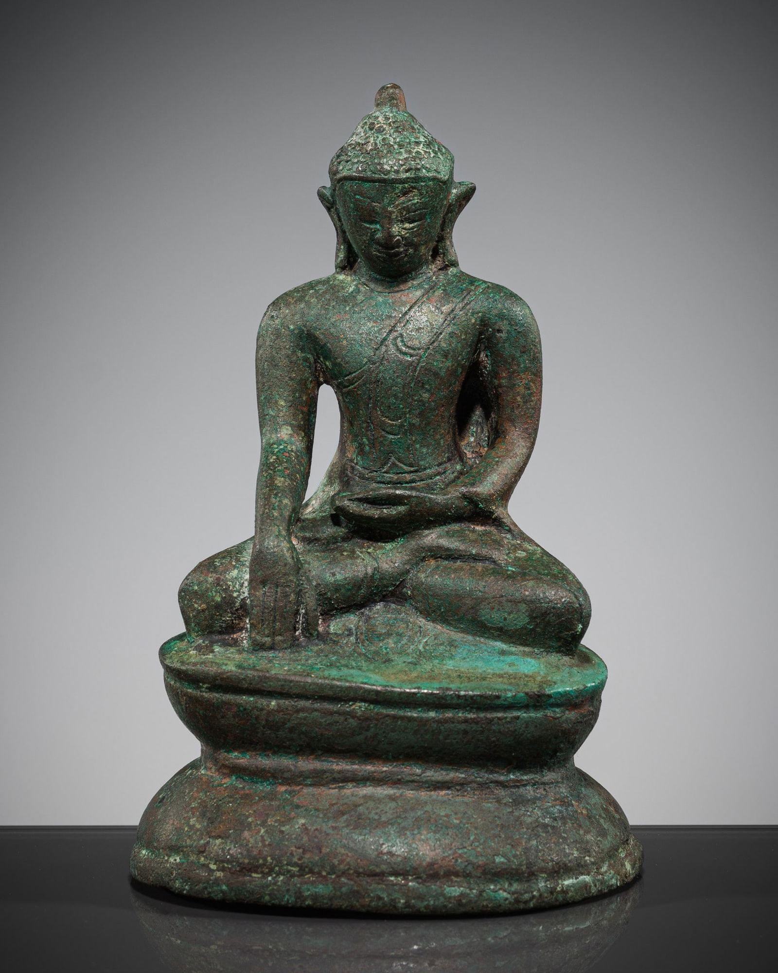 A BRONZE FIGURE OF BUDDHA, PAGAN PERIOD, 12TH CENTURY (1 of 7)
