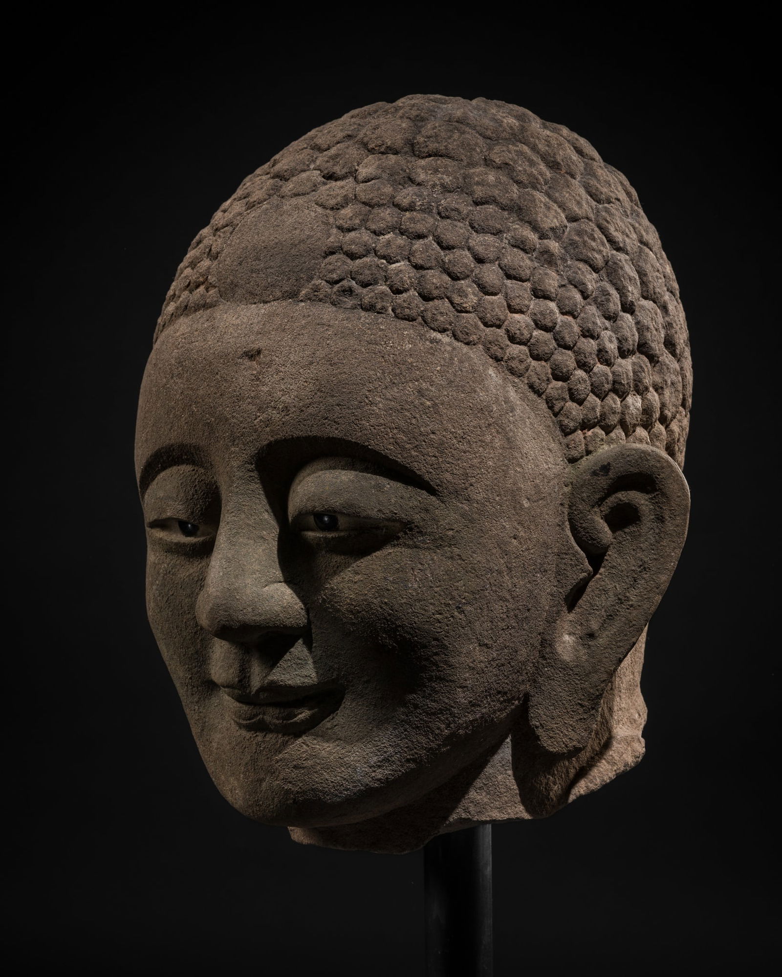A LARGE SANDSTONE HEAD OF BUDDHA, MING DYNASTY (1 of 13)