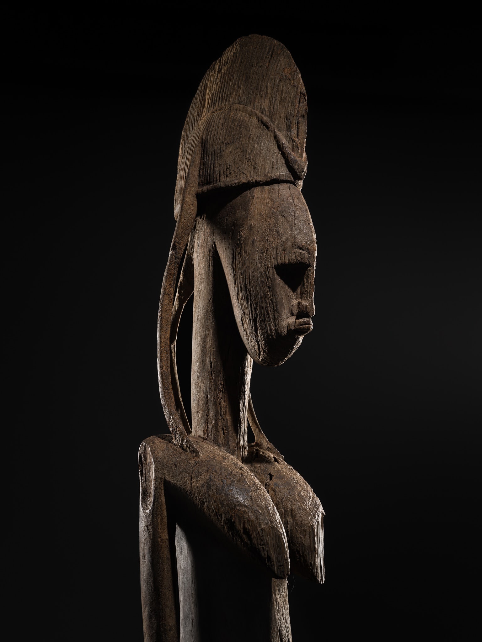 AN IMPORTANT AND LARGE (192 CM) CARVED WOOD 'MOTHER AND CHILD' GROUP, BAMANA CULTURE, MALI, 19TH: AN IMPORTANT AND LARGE (192 CM) CARVED WOOD 'MOTHER AND CHILD' GROUP, BAMANA CULTURE, MALI, 19TH CENTURY OR EARLIER This lot is from a single owner collection and is therefore offered without reserve