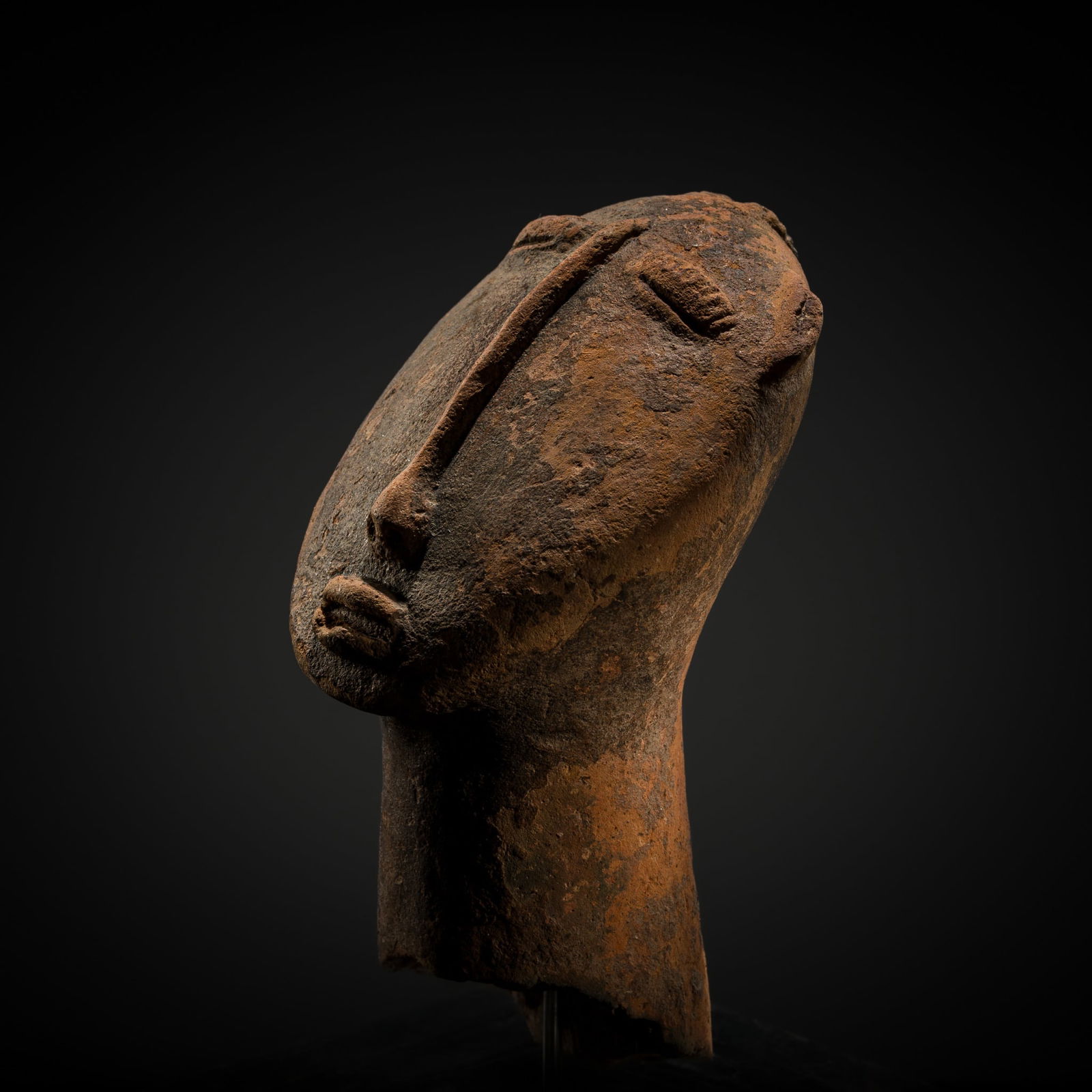 A TERRACOTTA MEMORIAL HEAD, BURA CULTURE, NIGER, 3RD-11TH CENTURY (1 of 13)
