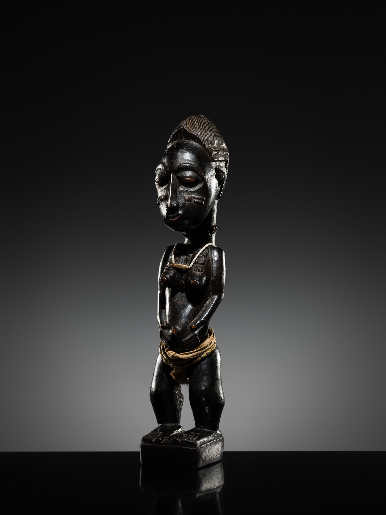 A WOOD 'BLOLO BLA' FIGURE, BAULE CULTURE, CÔTE D'IVOIRE, LATE 19TH TO MID-20TH CENTURY - 12