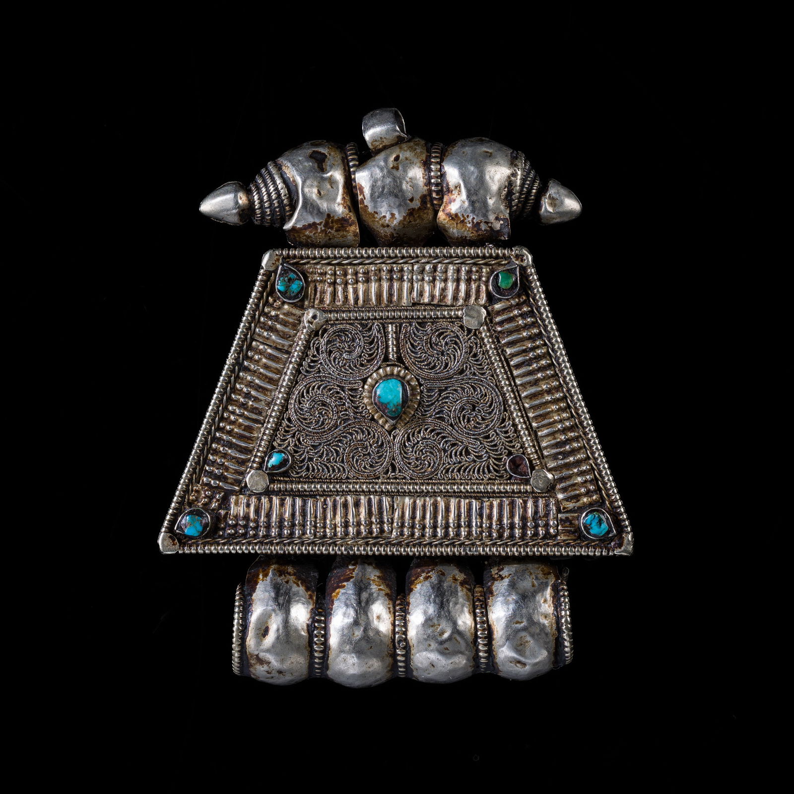 A TURQUOISE INLAID SILVER AMULET BOX, GAU, 19TH CENTURY (1 of 11)
