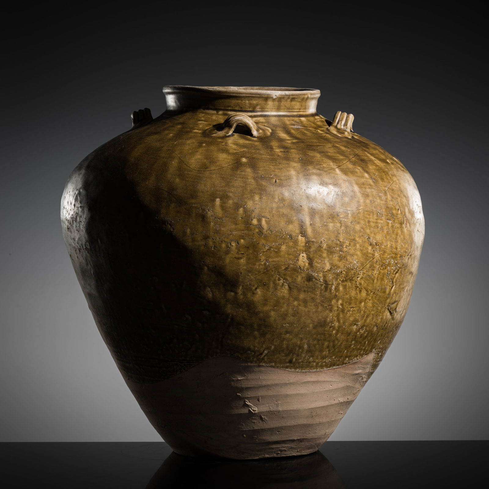 A LARGE TEA-LEAF STORAGE JAR, SONG TO MING DYNASTY (1 of 15)
