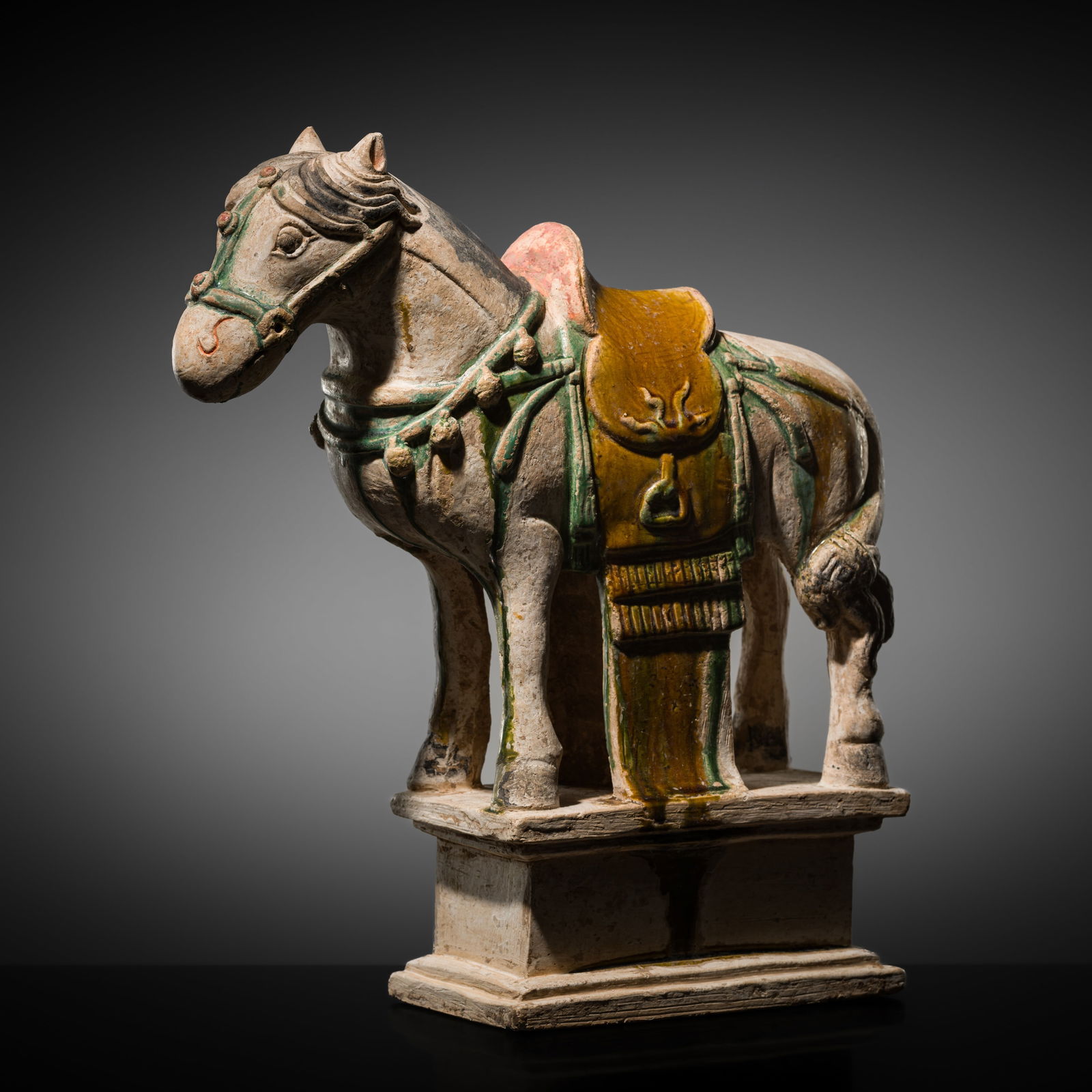 A SANCAI GLAZED POTTERY FIGURE OF A HORSE, 17th - 18th CENTURY (1 of 12)