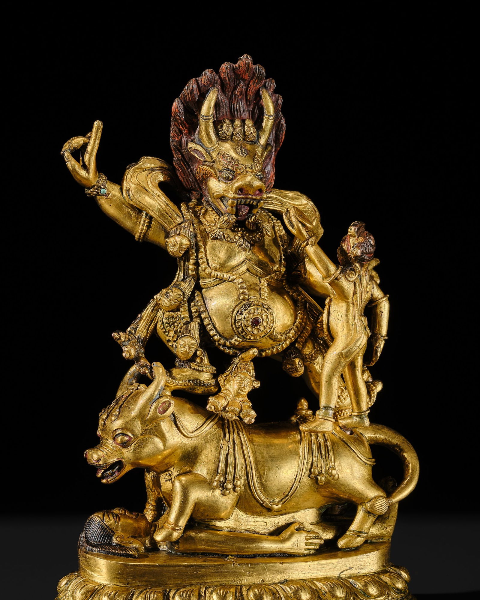 A GILT-BRONZE GROUP OF YAMA DHARMARAJA AND CHAMUNDA, TIBETAN-CHINESE, 18TH CENTURY (1 of 20)