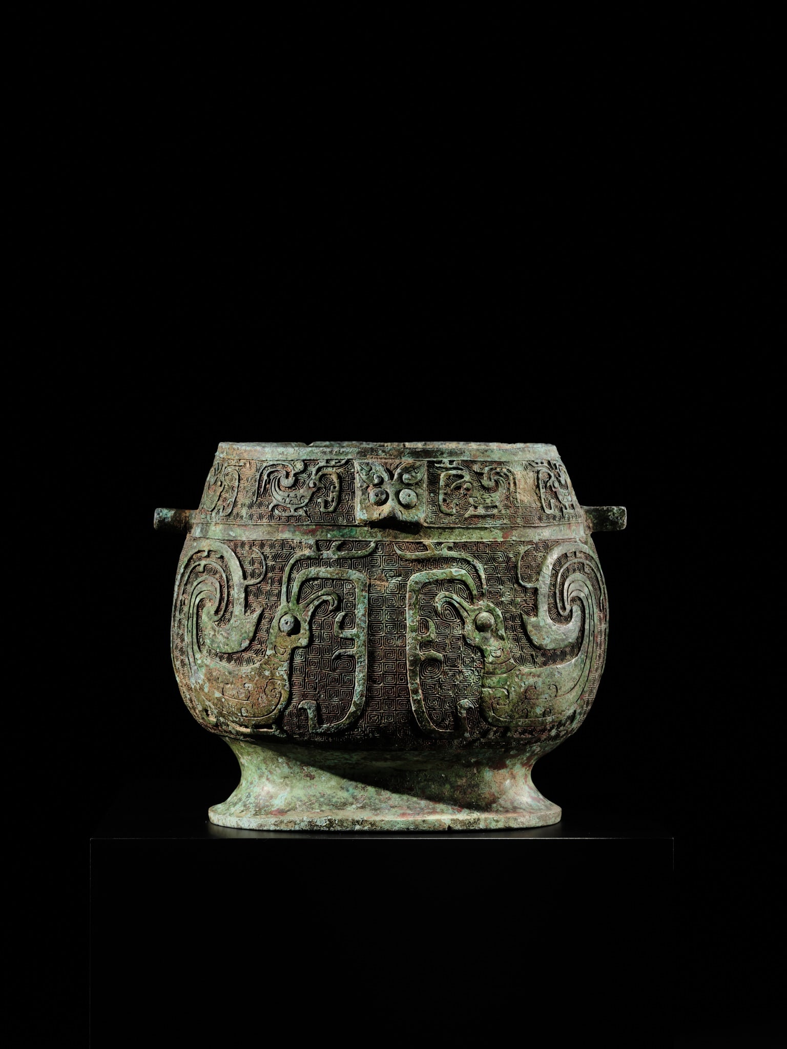 A RARE BRONZE RITUAL FOOD VESSEL, YOU, WESTERN ZHOU DYNASTY, 10TH CENTURY BC - 2
