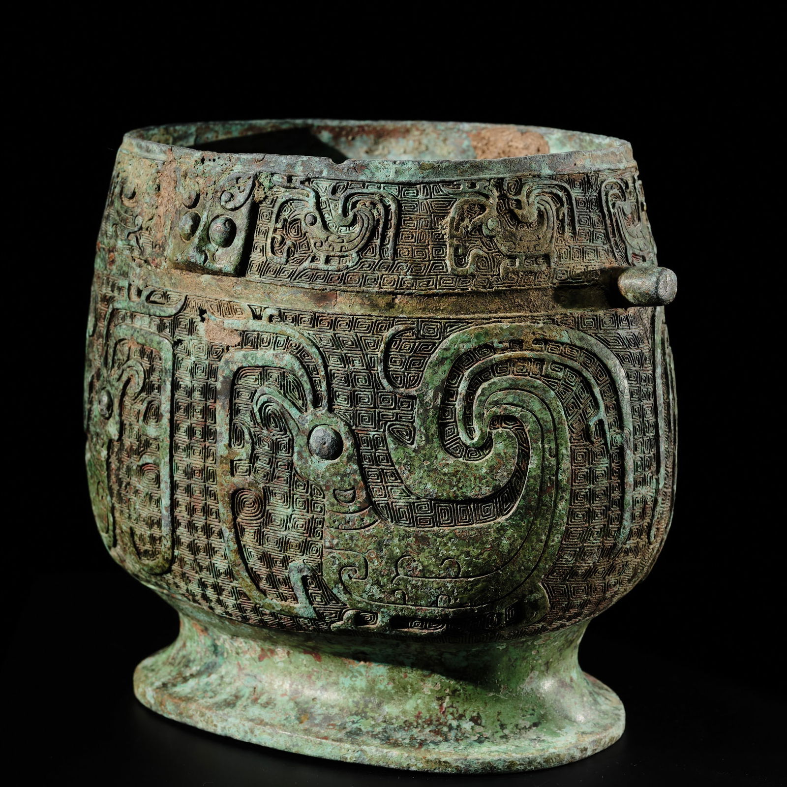 A RARE BRONZE RITUAL FOOD VESSEL, YOU, WESTERN ZHOU DYNASTY, 10TH CENTURY BC - 3