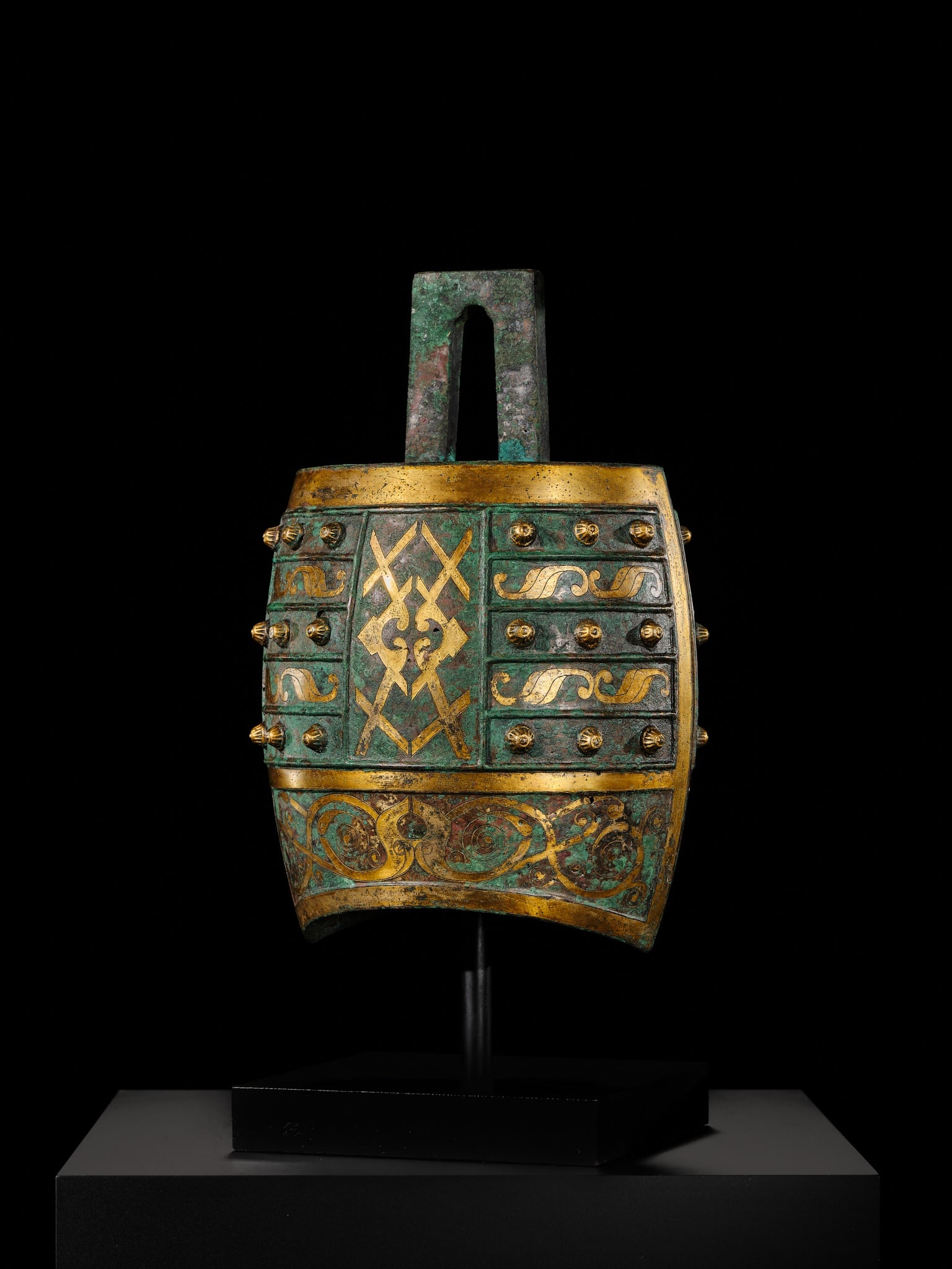 A PARCEL-GILT AND INCISED BRONZE BELL, NIUZHONG, WESTERN HAN DYNASTY - 2