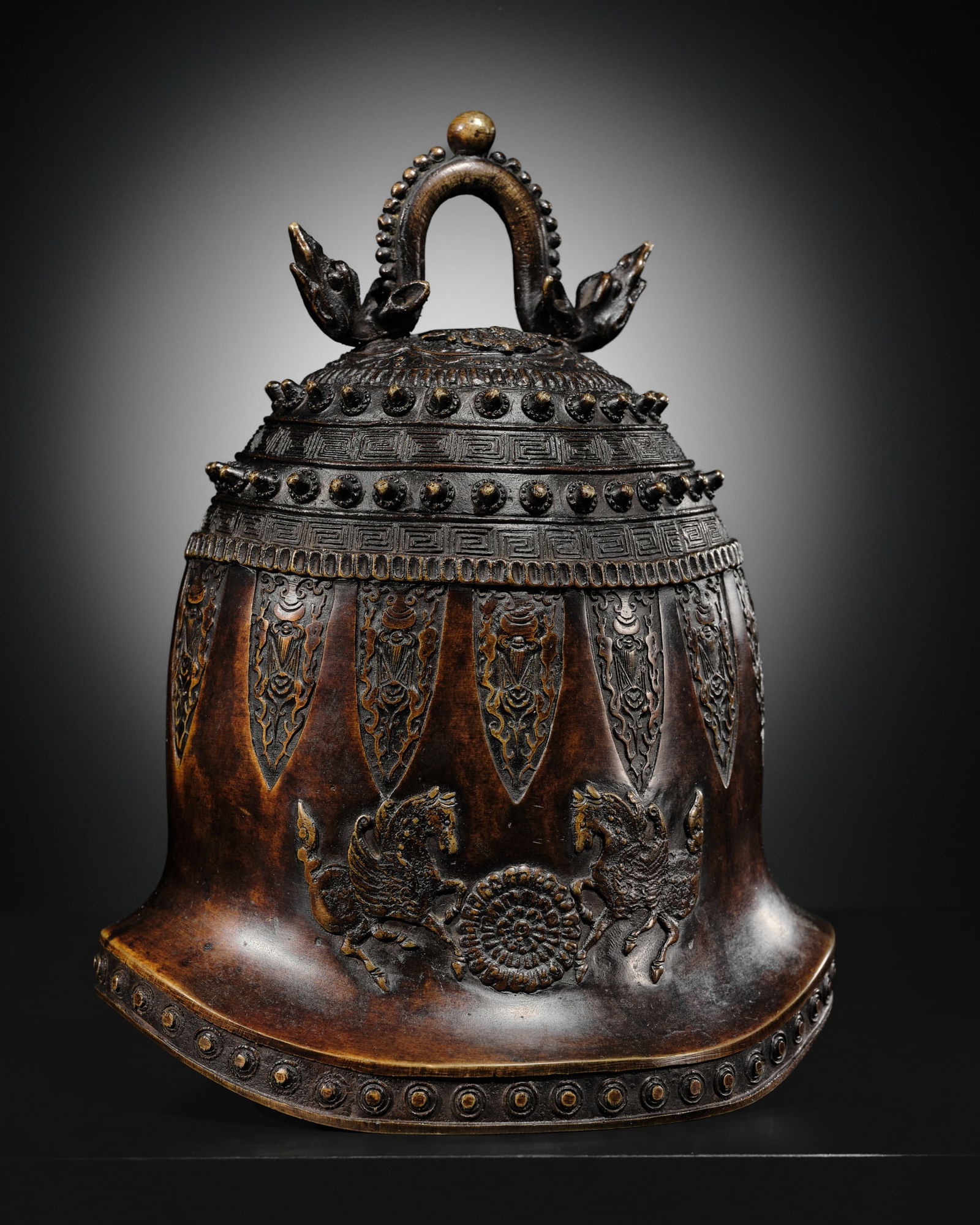 A RARE AND IMPORTANT BRONZE TEMPLE BELL BY HU WENMING, MING DYNASTY (1 of 16)