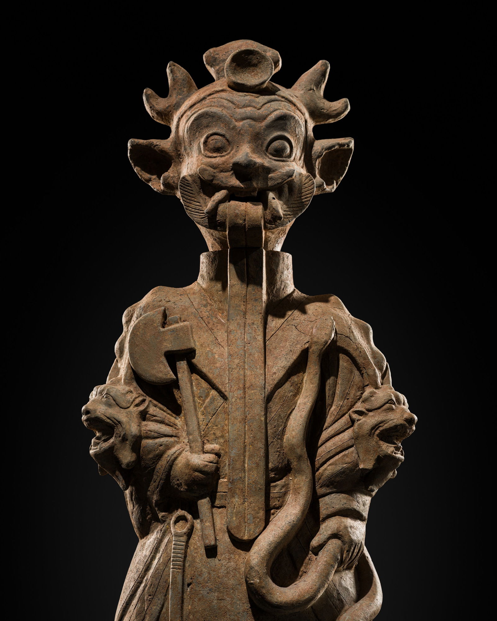 A LARGE POTTERY FIGURE OF A TOMB SHAMAN, SICHUAN, HAN DYNASTY: A LARGE POTTERY FIGURE OF A TOMB SHAMAN, SICHUAN, HAN DYNASTY Published & Exhibited: 1. Inspiration & Refinement, Weisbrod Chinese Art, New York, Spring 2006, p. 36-37, no. 6.2. Recent Acqui