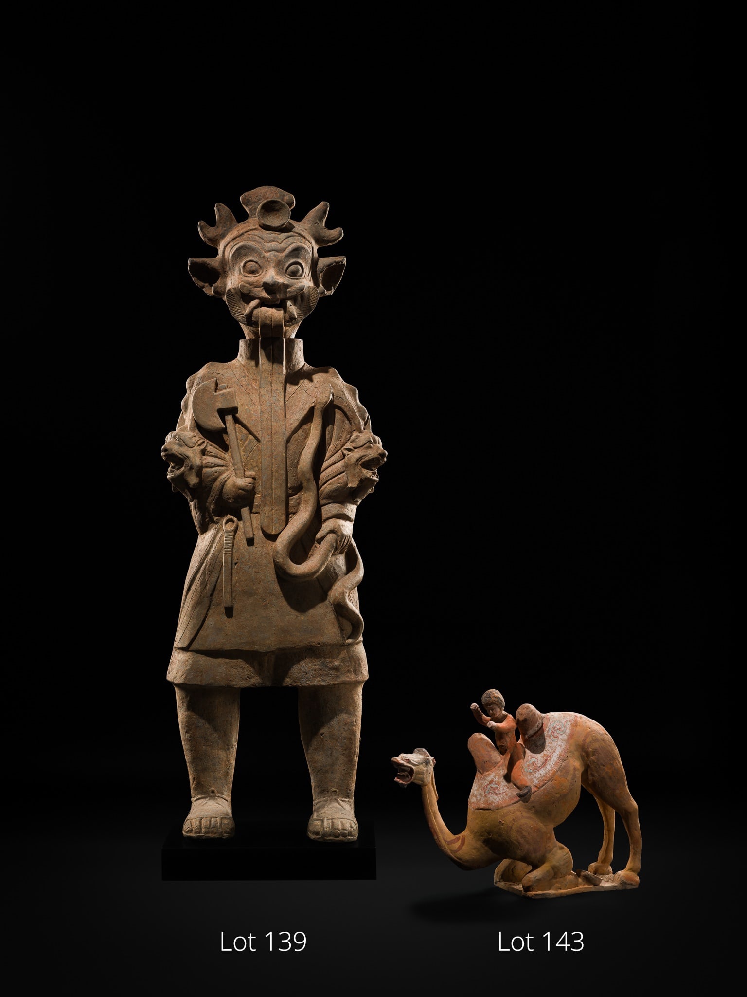 A LARGE POTTERY FIGURE OF A TOMB SHAMAN, SICHUAN, HAN DYNASTY - 2