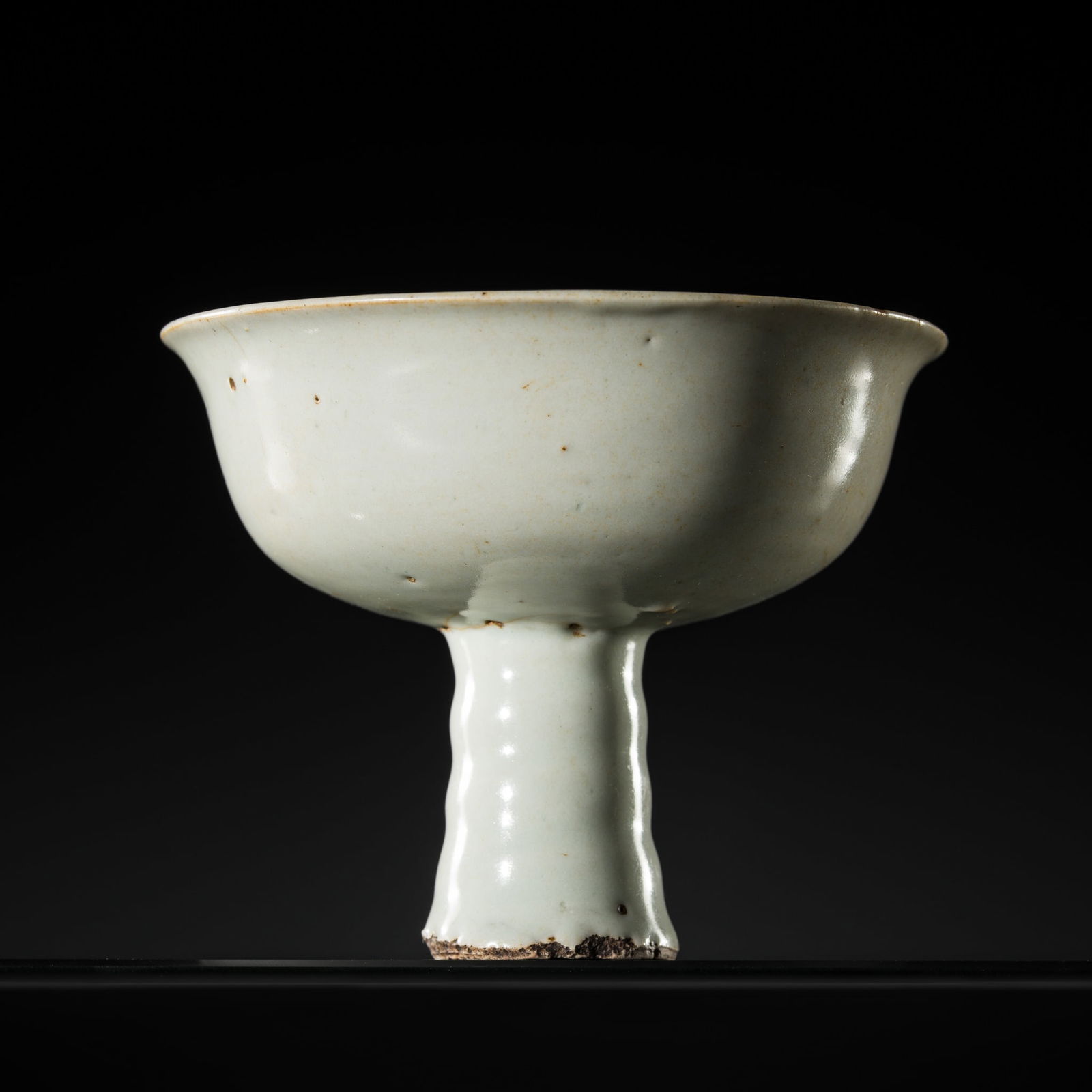 A SHUFU-TYPE ANHUA-DECORATED 'DRAGON' STEM BOWL, YUAN DYNASTY (1279-1368) (1 of 19)