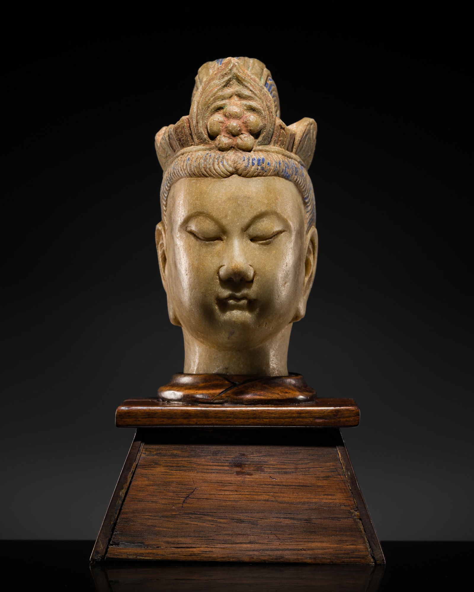 A SMALL PAINTED MARBLE HEAD OF A BODHISATTVA, TANG DYNASTY (1 of 15)