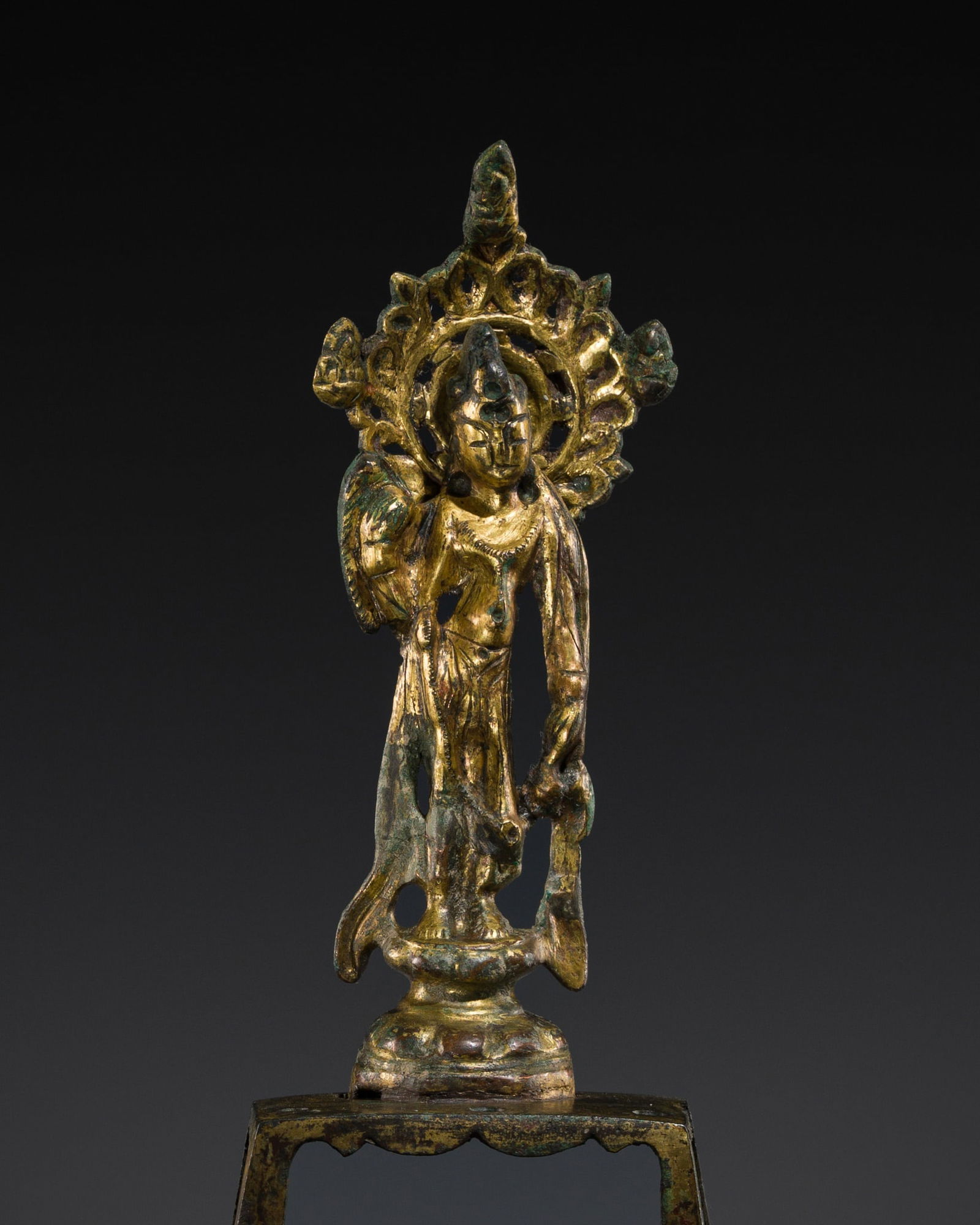 A RARE GILT-BRONZE FIGURE OF WILLOW GUANYIN, TANG DYNASTY (1 of 12)