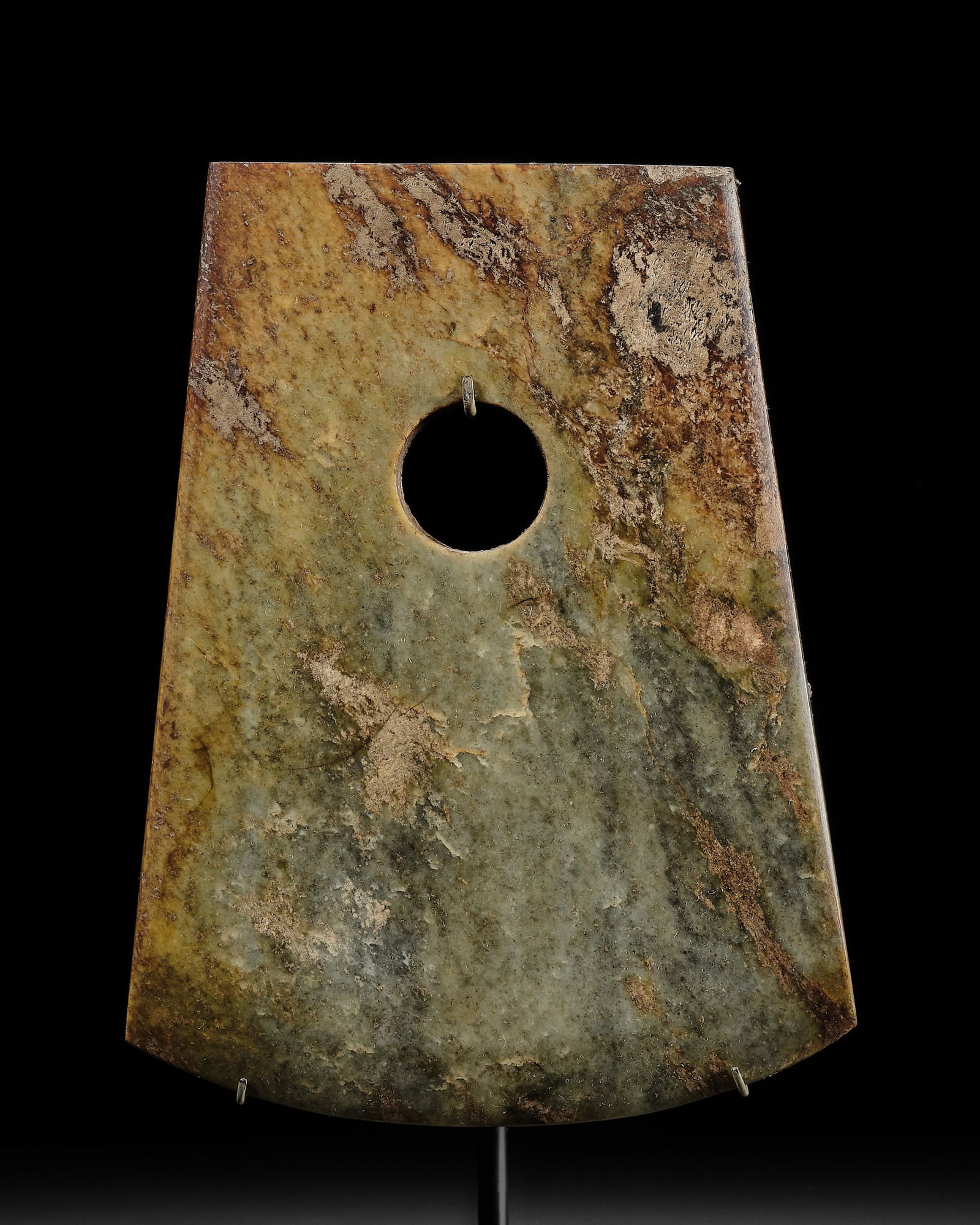 A RARE GREEN JADE AXE, YUE, NEOLITHIC PERIOD, LIANGZHU CULTURE (1 of 19)