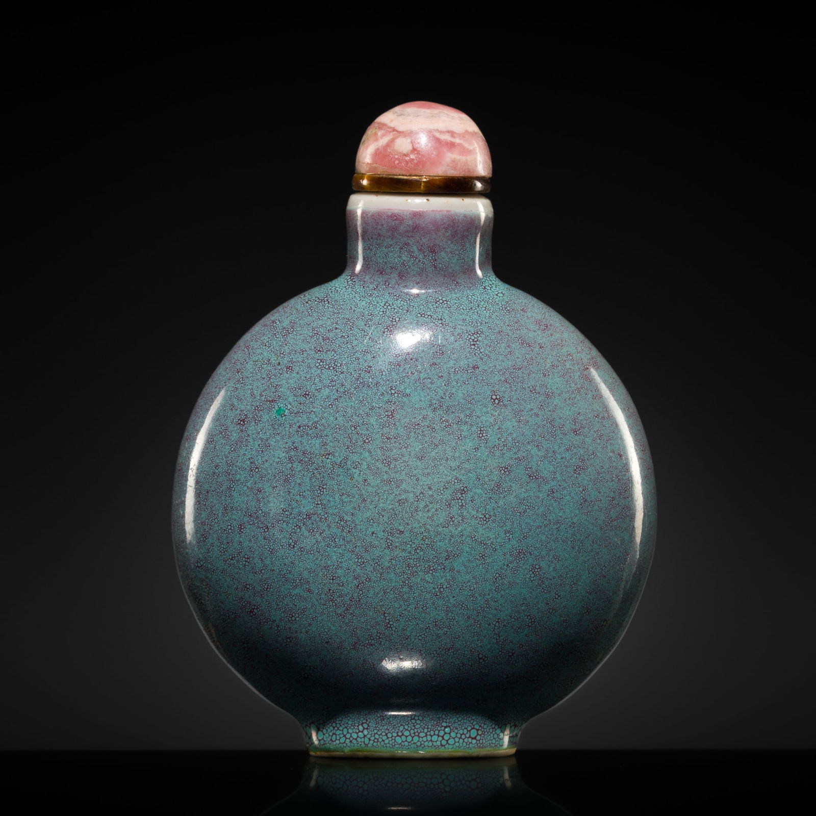 A 'ROBIN'S EGG' GLAZED SNUFF BOTTLE, 1800-1880 (1 of 12)