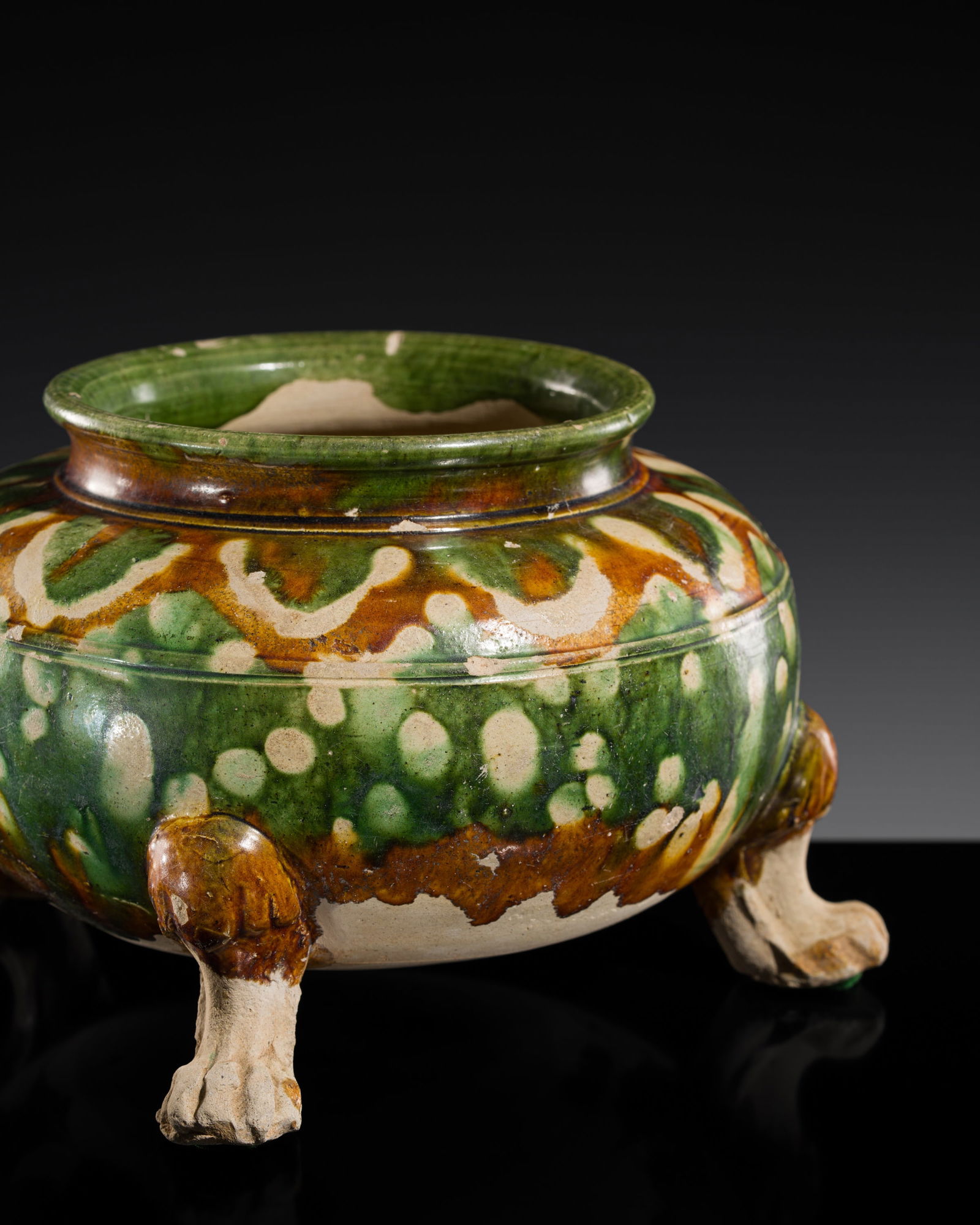 A SANCAI-GLAZED TRIPOD CENSER, TANG DYNASTY (1 of 15)